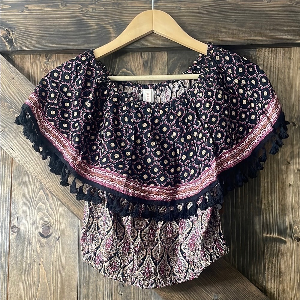 RAGA x ANTHROPOLOGIE Off Shoulder Crop Top